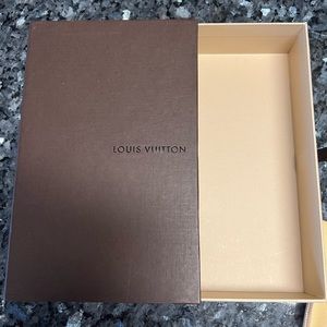 Louis Vuitton Wallet Box with dust bag